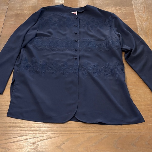 Mister Leonard Tops - Elegant Navy Women's Blouse with Lace Accents